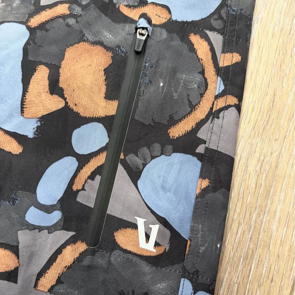 Vuori Infinity Board Shorts - Picture 8 of 11